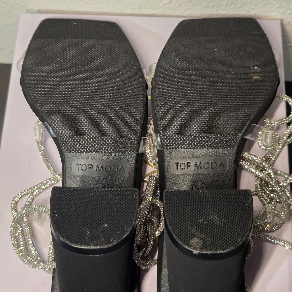 Moda Strappy Black and Silver Heels - Picture 4 of 4
